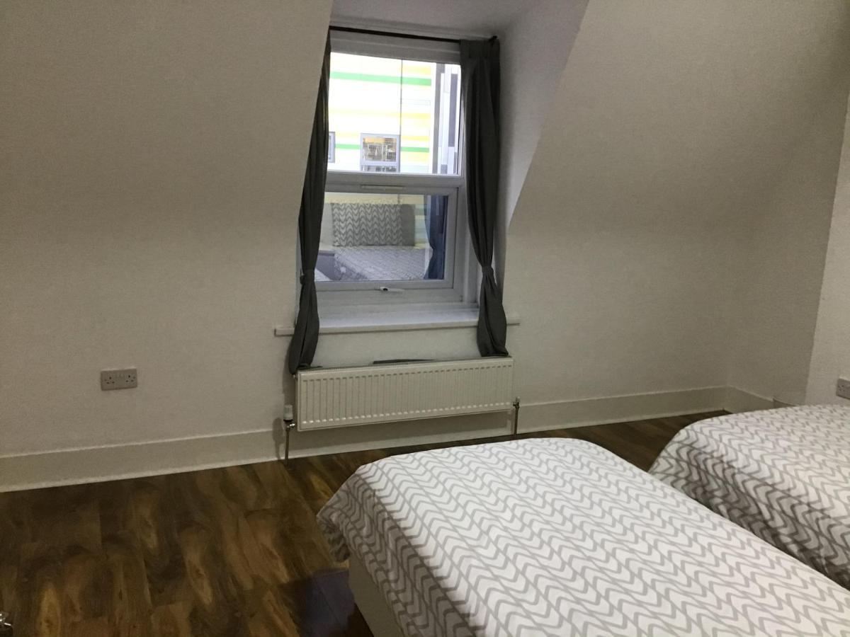 Residential Quarters, General Gordon Square Appartement *